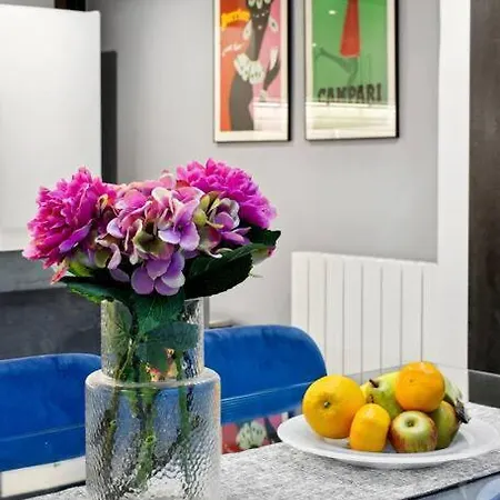 Montmartre Theater Loft Apartment Paris Exterior photo