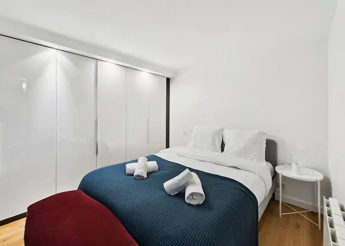 Montmartre Theater Loft